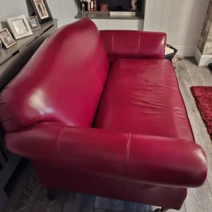 MARKS AND SPENCER RED LEATHER SOFAS X 2 - Image 5