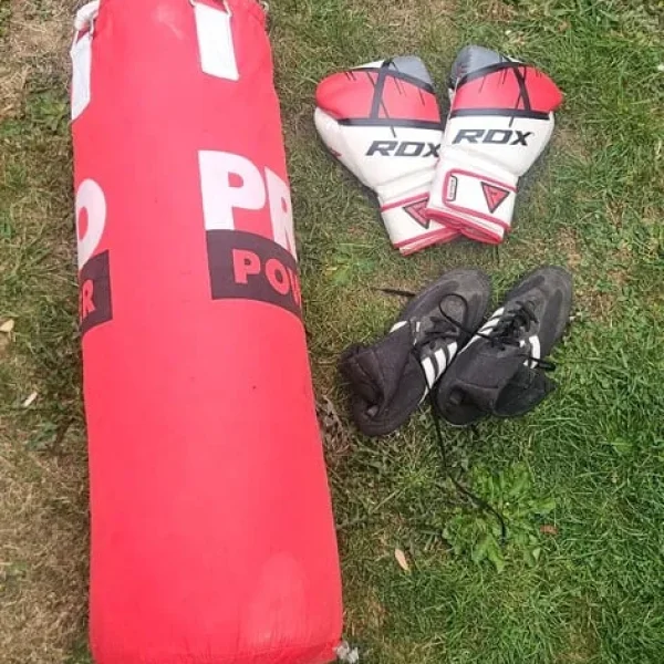 Boxing gloves, shoes and punch bag