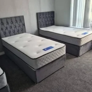 Divan 2 X Single Bed with Mattress and Drawers