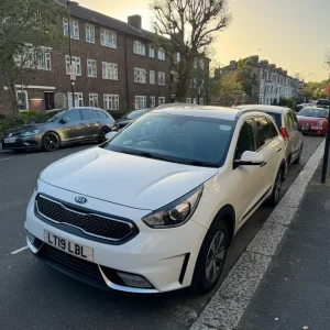 Kia Niro Estate 2019 1580cc 5-door