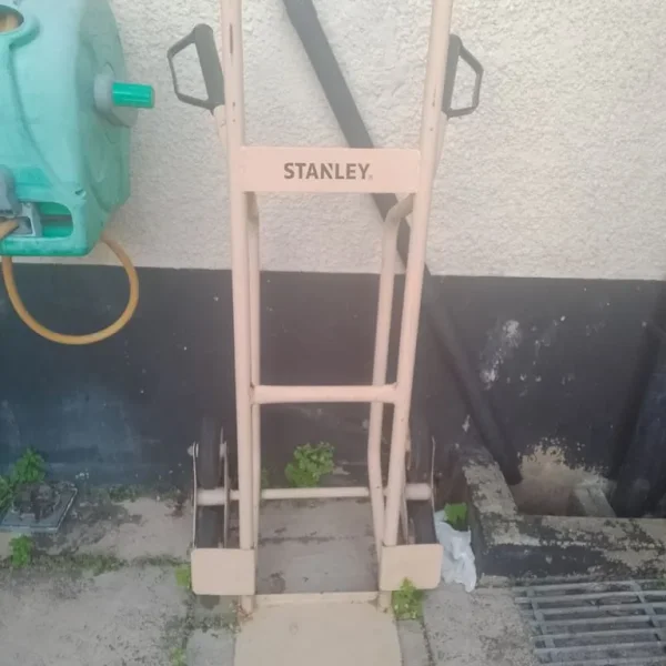 Stanley 6-wheel stair climber sack cart