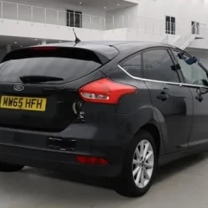 2015 Ford Focus 1.5 TDCi Titanium Hatchback - Image 5