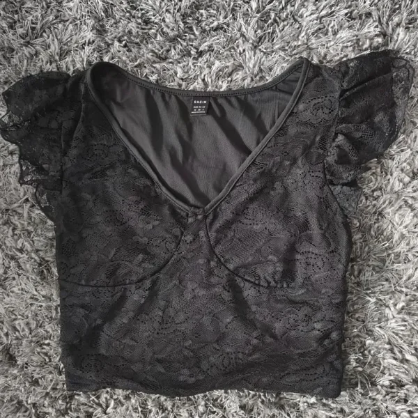 Shein black lace top size M (UK8/10)