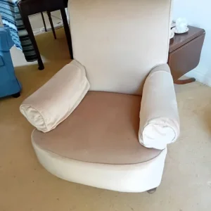 Lounge Chairs - Image 4