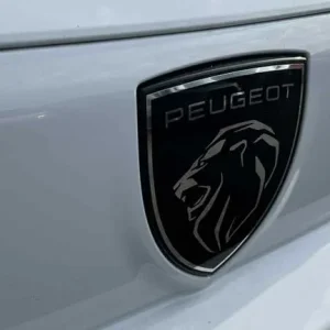 2024 Peugeot Partner 1.5 BlueHDi 100 Asphalt Van Diesel Manual - Image 4