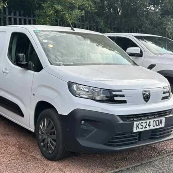 2024 Peugeot Partner 1.5 BlueHDi 100 Asphalt Van Diesel Manual