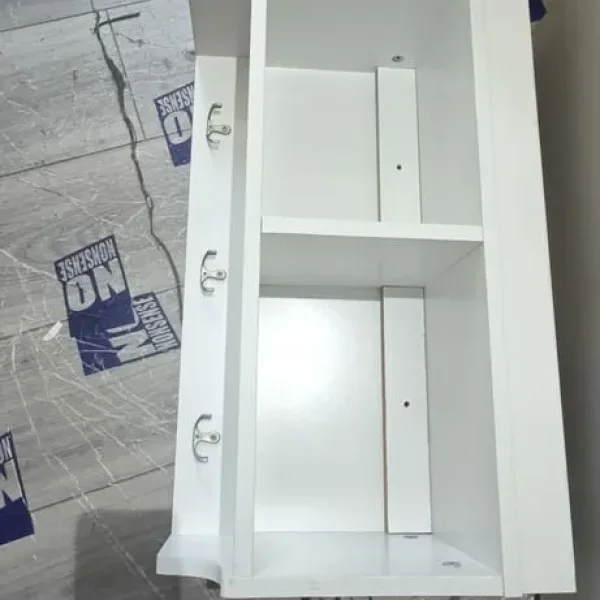 Kitchen solid new unit