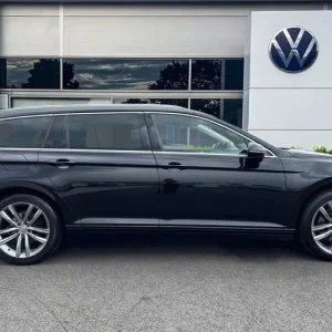 2017 Volkswagen Passat 2.0 TDI SE Business 5dr Estate Diesel Manual - Image 3