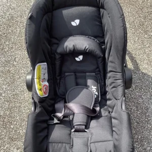 JOiE BABY 1ST CAR SEAT WITH CARRY HANDLE AND ACCESSORIES - Image 5