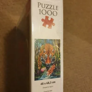 1,000 piece grass tiger jigsaw still in the original packaging - Image 4
