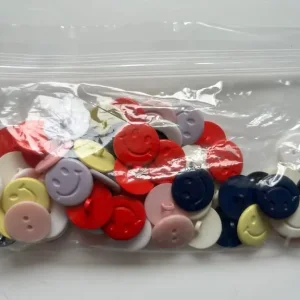 ASSORTED BUTTON COLLECTION - MAINLY SMILEY FACE