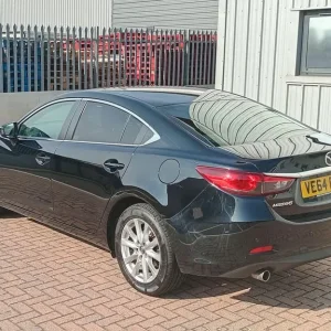 2015 Mazda6 SE-L Nav with SkyActiv-G 2.0L and Auto Transmission - Image 4