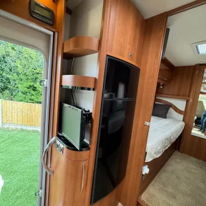 2015 Fiat Rapido 7065FF Design Motorhome - Image 8