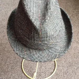 Vintage 1960s Dunn & Co Hand Woven Harris Tweed Trilby Hat - Image 2