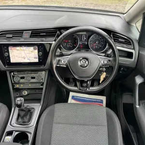 2019 Volkswagen Touran 2.0 TDI SE Family Euro 6 (s/s) 5dr MPV Diesel Manual - Image 2