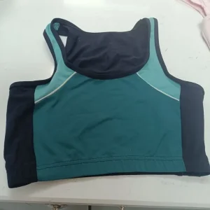 Ladies sports top. Small - Image 2