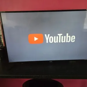 Sharp 42 inch smart TV - Image 4