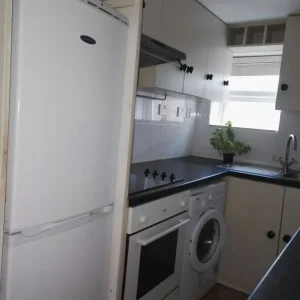 Double Room with Private Bathroom in a Victorian Flat - Image 2