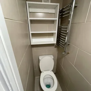 Double Room with Private Bathroom in a Victorian Flat - Image 4