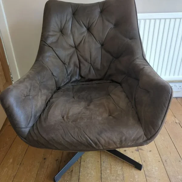 Brown office chair