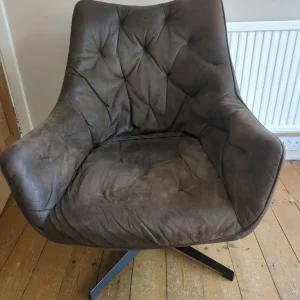 Brown office chair