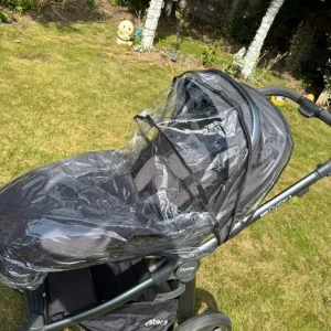 Oyster 3 pram and buggy with all accessories - Image 4