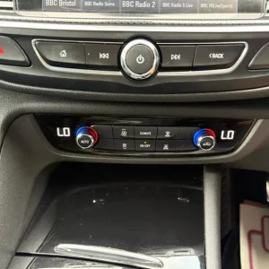 2018 Vauxhall Insignia 2.0 Turbo D SRi Nav 5dr Estate Diesel Manual - Image 8
