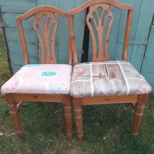 Ducal Table & Chairs - Image 5