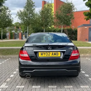 2012 Mercedes C220 CDI BlueEFFICIENCY AMG Sport Plus 4-door saloon diesel auto - Image 5