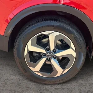 2023 Nissan Qashqai 1.3 Dig-T Hybrid with N-Connecta Features - Image 3
