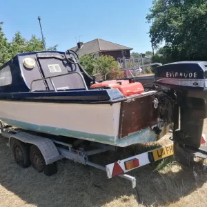 18ft boat and trailer - Image 2