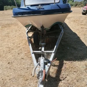 18ft boat and trailer - Image 4