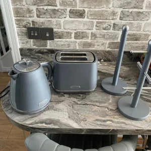 Kettle and mug set