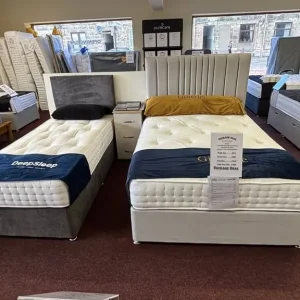 Small Double Divan Bed with Mattress and Drawers