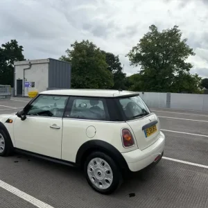 2009 MINI ONE 1.4 Manual Hatchback - Image 5