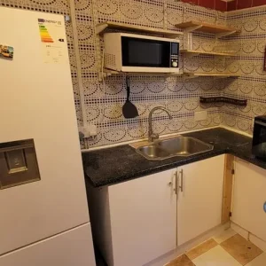 Studio flat in High Street Harlesden, NW10 - Image 3