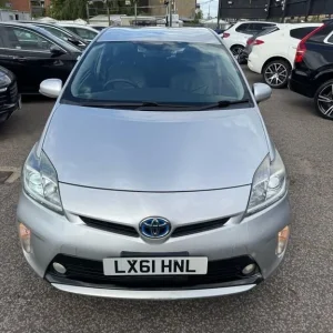 2012 Toyota Prius 1.8 Hybrid Hatchback - Image 3