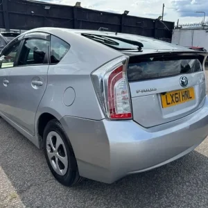 2012 Toyota Prius 1.8 Hybrid Hatchback - Image 5