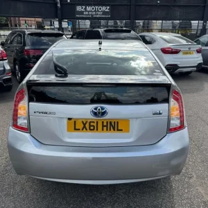 2012 Toyota Prius 1.8 Hybrid Hatchback - Image 8