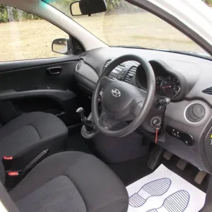 2012 Hyundai i10 1.2 Classic Euro 5 5-door hatchback petrol manual - Image 3