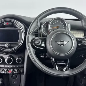 2020 MINI Hatch 2.0 Cooper S Exclusive II 3dr Auto Petrol Hatchback Hatchback Petrol Automatic - Image 5