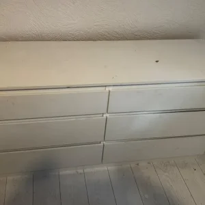 White 6-Drawer Chest