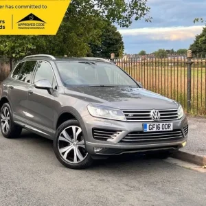 2016 Volkswagen Touareg 3.0 TDI V6 R-Line SUV