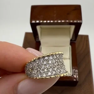 Stunning Wide 9ct Gold Diamond Band Ring – ~ 1ct Total Diamond Weight - Image 4