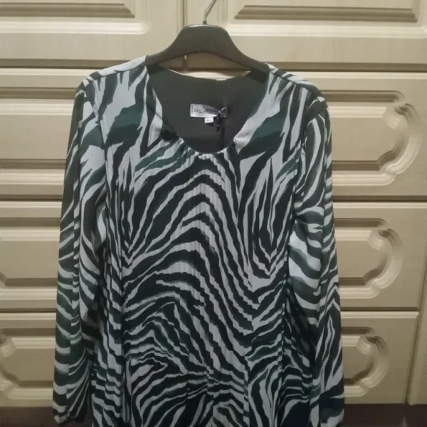 Ladies bottle green and cream top