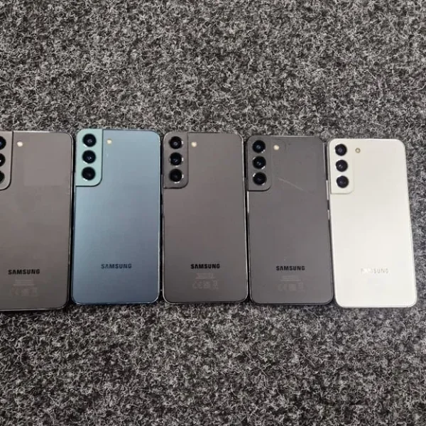 SAMSUNG S22 128GB UNLOCKED