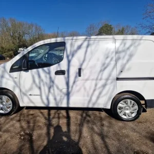 2020 Nissan e-NV200 40kWh Acenta Auto SWB 5dr (Quick Charge) PANEL VAN Electric Automatic - Image 3