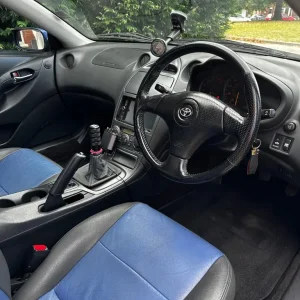 2005 Toyota Celica Coupe manual 3-door - Image 4
