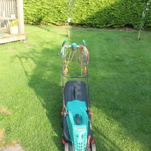 Bosch Retalk 340 ER lawn mower - Image 2