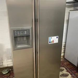 Samsung Grey American Double Door Fridge Freezer with Water and Icemaker - Image 2